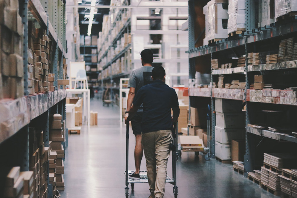 A Guide to Reducing Energy Costs & Waste for Warehouses